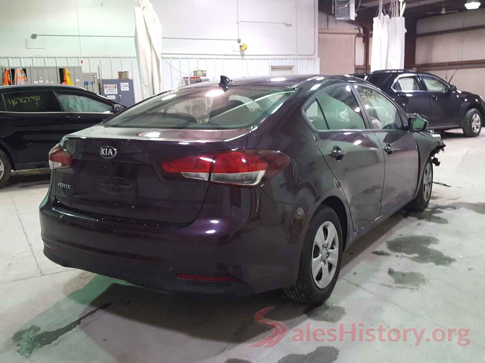 3KPFL4A75HE028948 2017 KIA FORTE