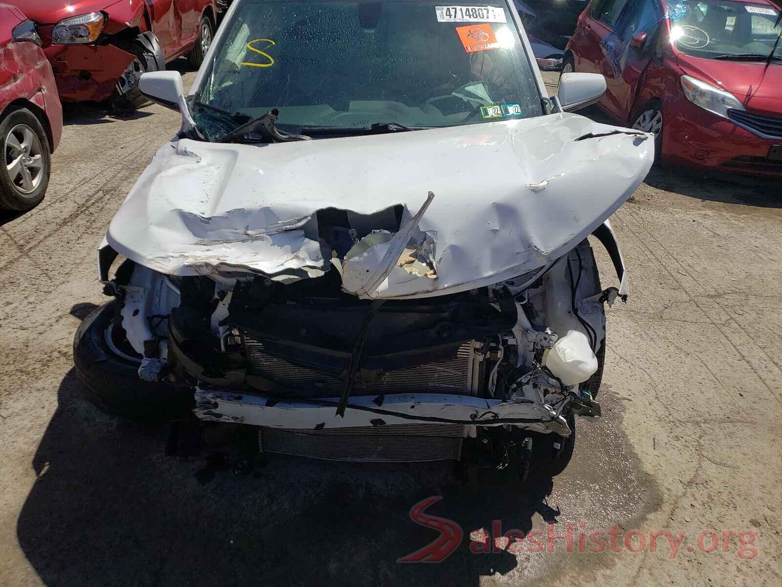 3GNAXUEV8KL277715 2019 CHEVROLET EQUINOX