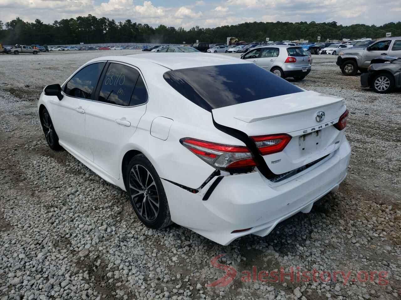 4T1B11HK0JU573195 2018 TOYOTA CAMRY