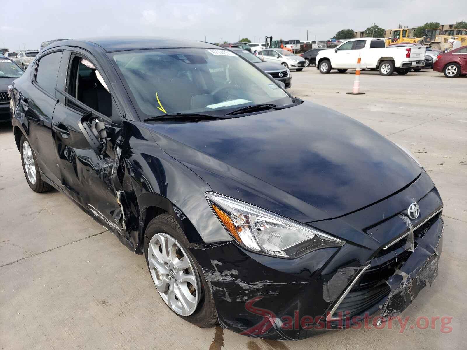 3MYDLBYV7HY171089 2017 TOYOTA YARIS