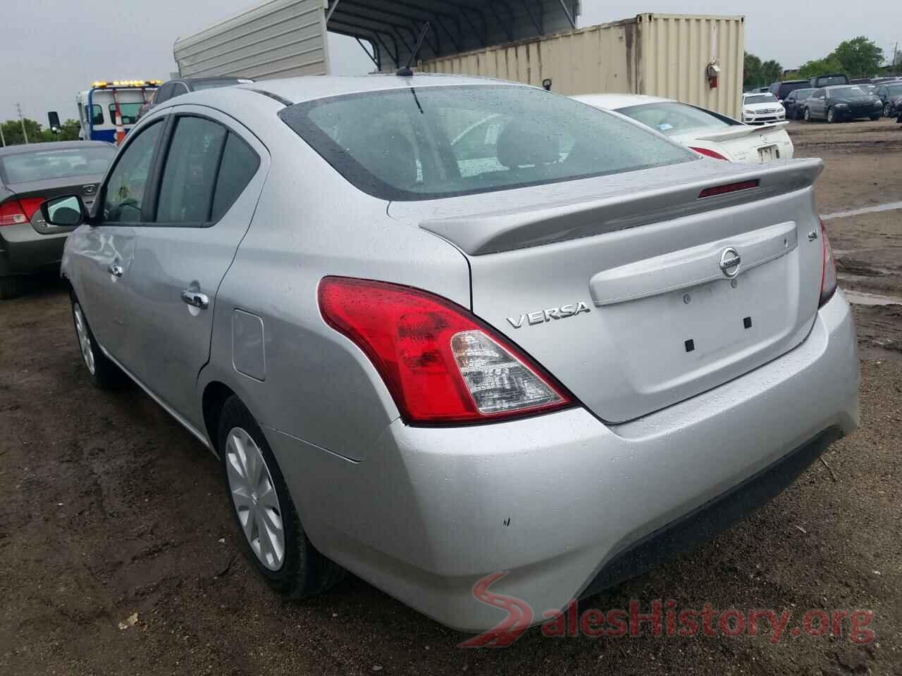 3N1CN7AP8HK451932 2017 NISSAN VERSA