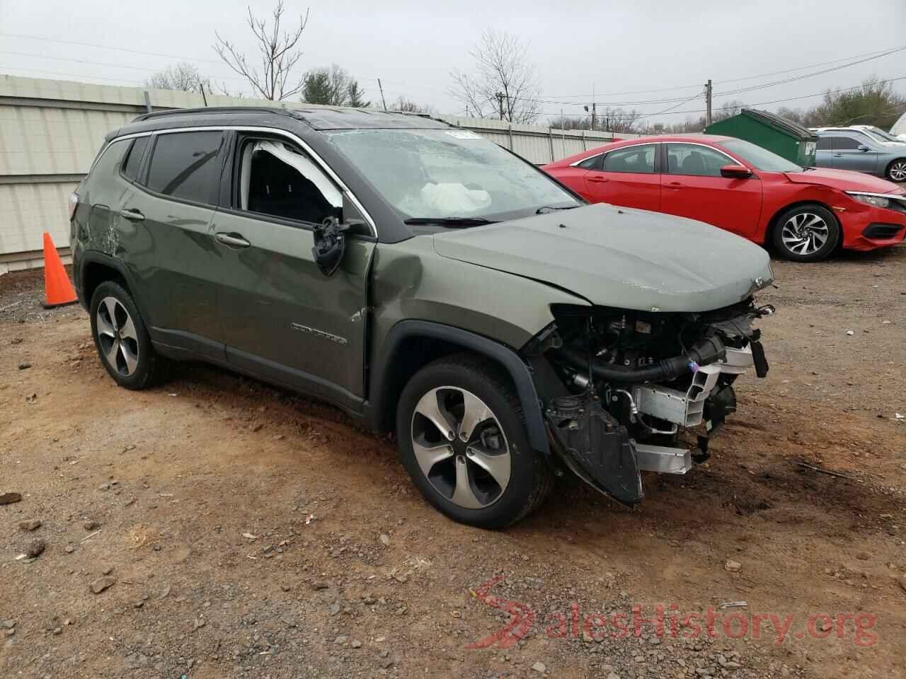 3C4NJDBB5KT683215 2019 JEEP COMPASS