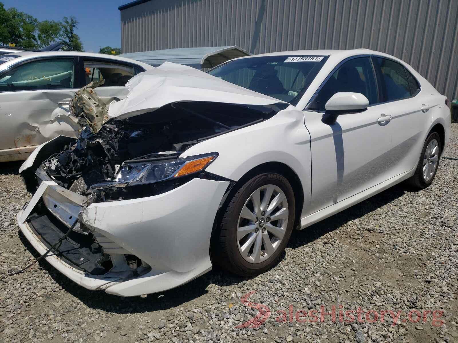 4T1B11HK7JU592696 2018 TOYOTA CAMRY