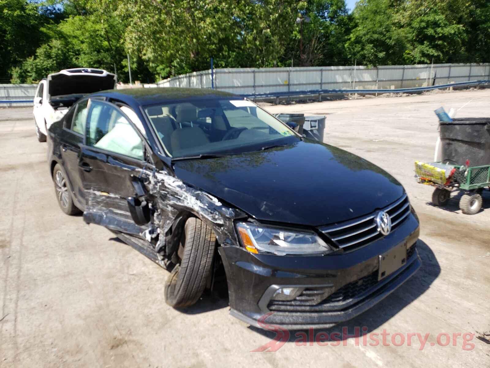 3VWB67AJ5JM220396 2018 VOLKSWAGEN JETTA