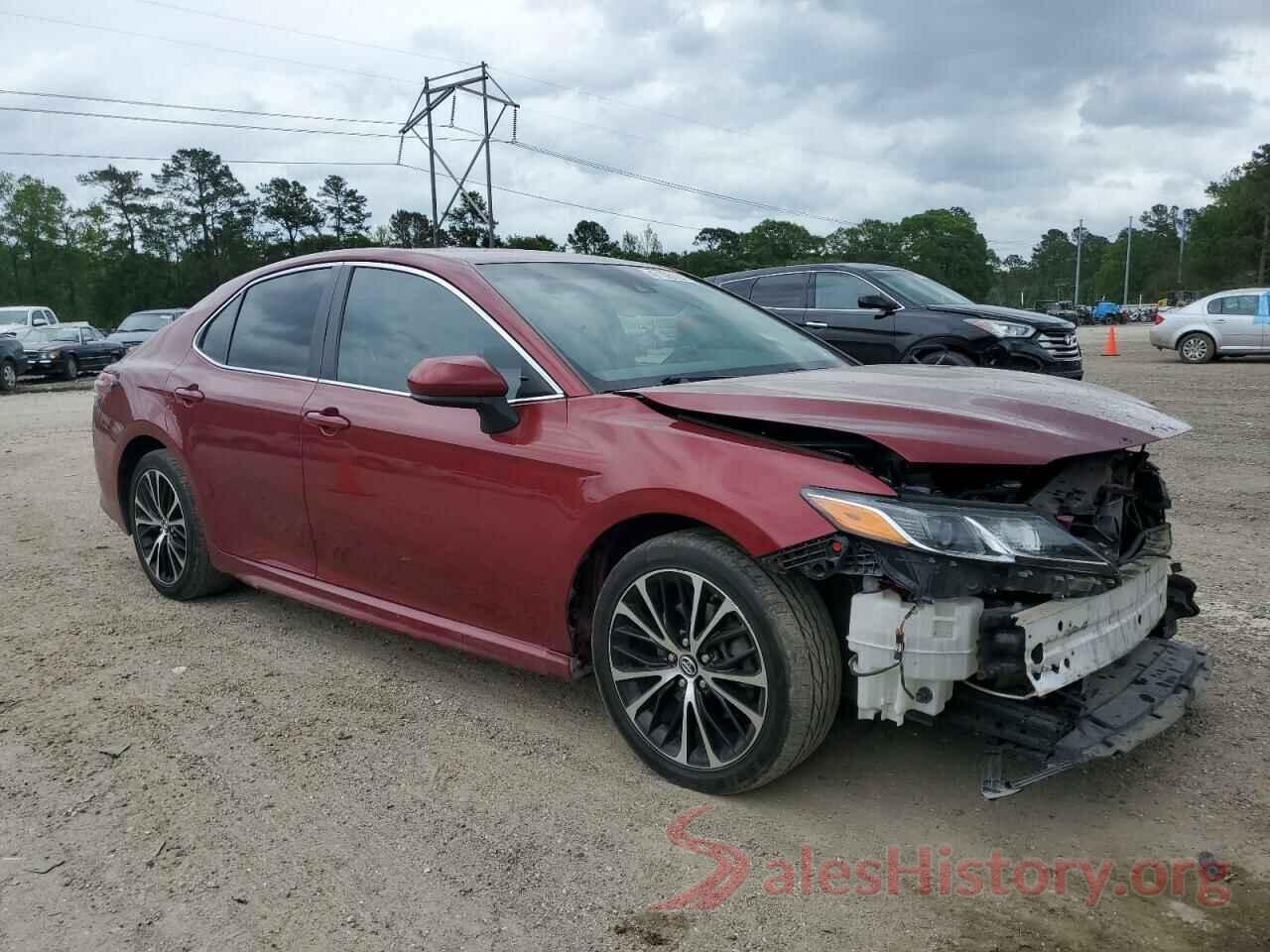 4T1B11HK8JU607416 2018 TOYOTA CAMRY