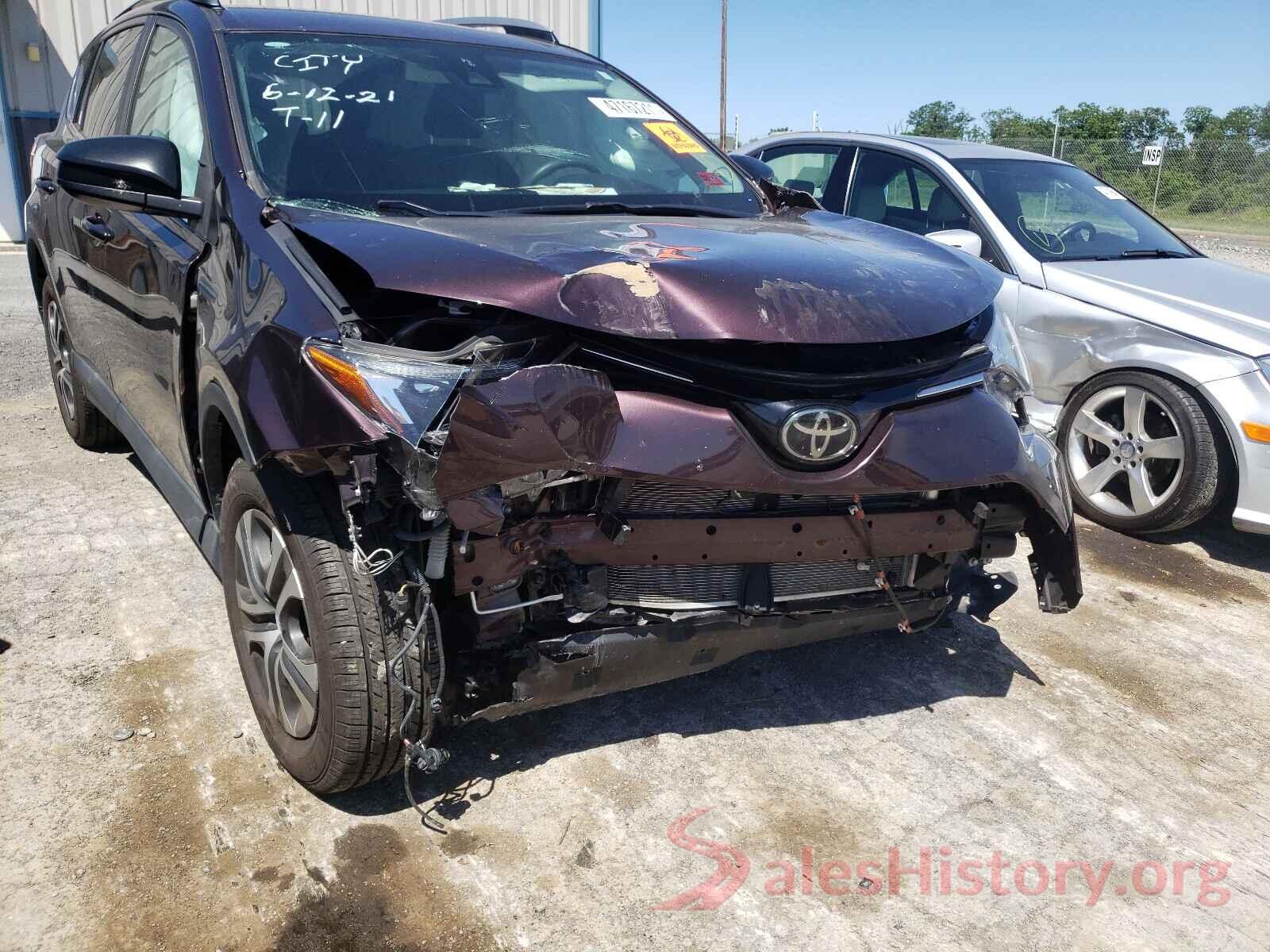 2T3BFREV2HW558424 2017 TOYOTA RAV4