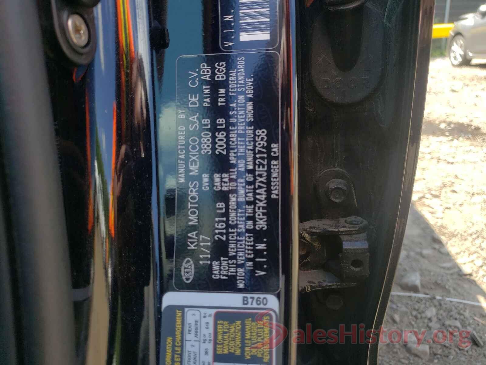 3KPFK4A7XJE217958 2018 KIA FORTE