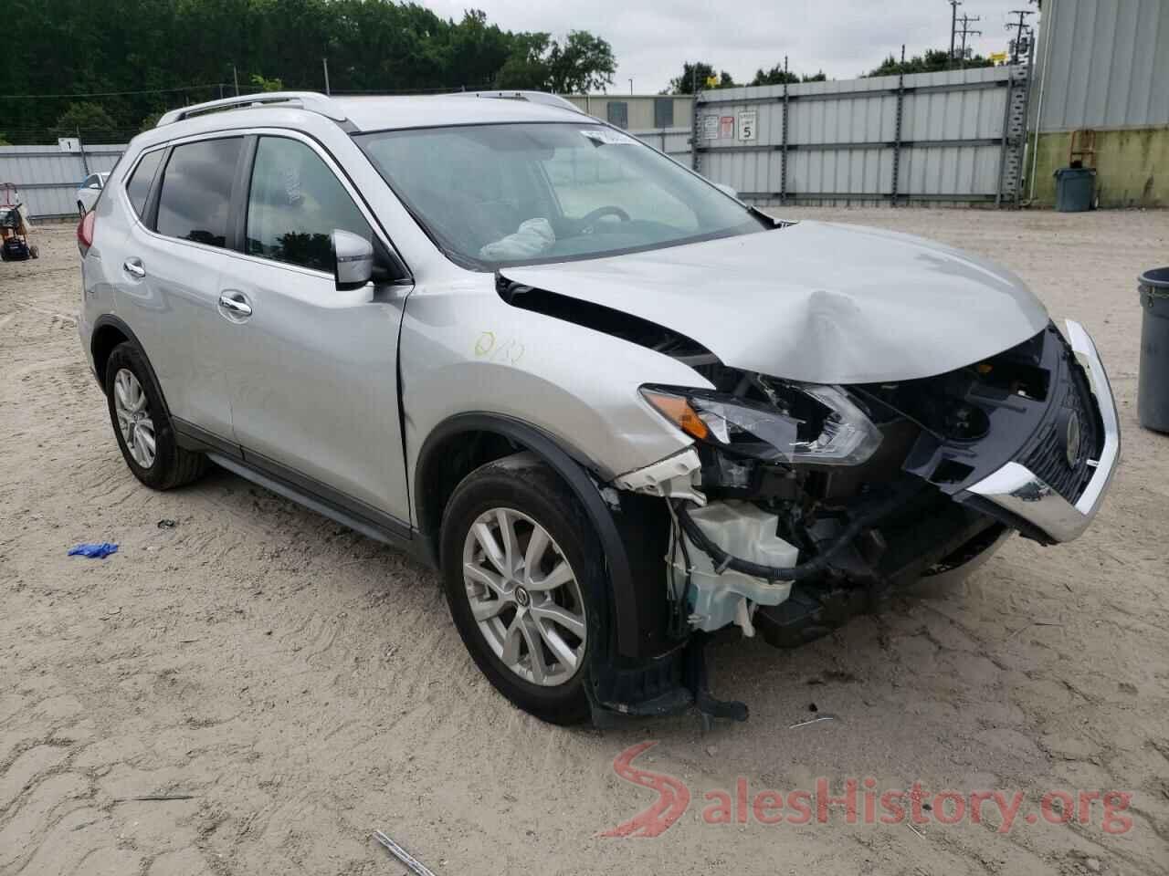 KNMAT2MT5JP511000 2018 NISSAN ROGUE