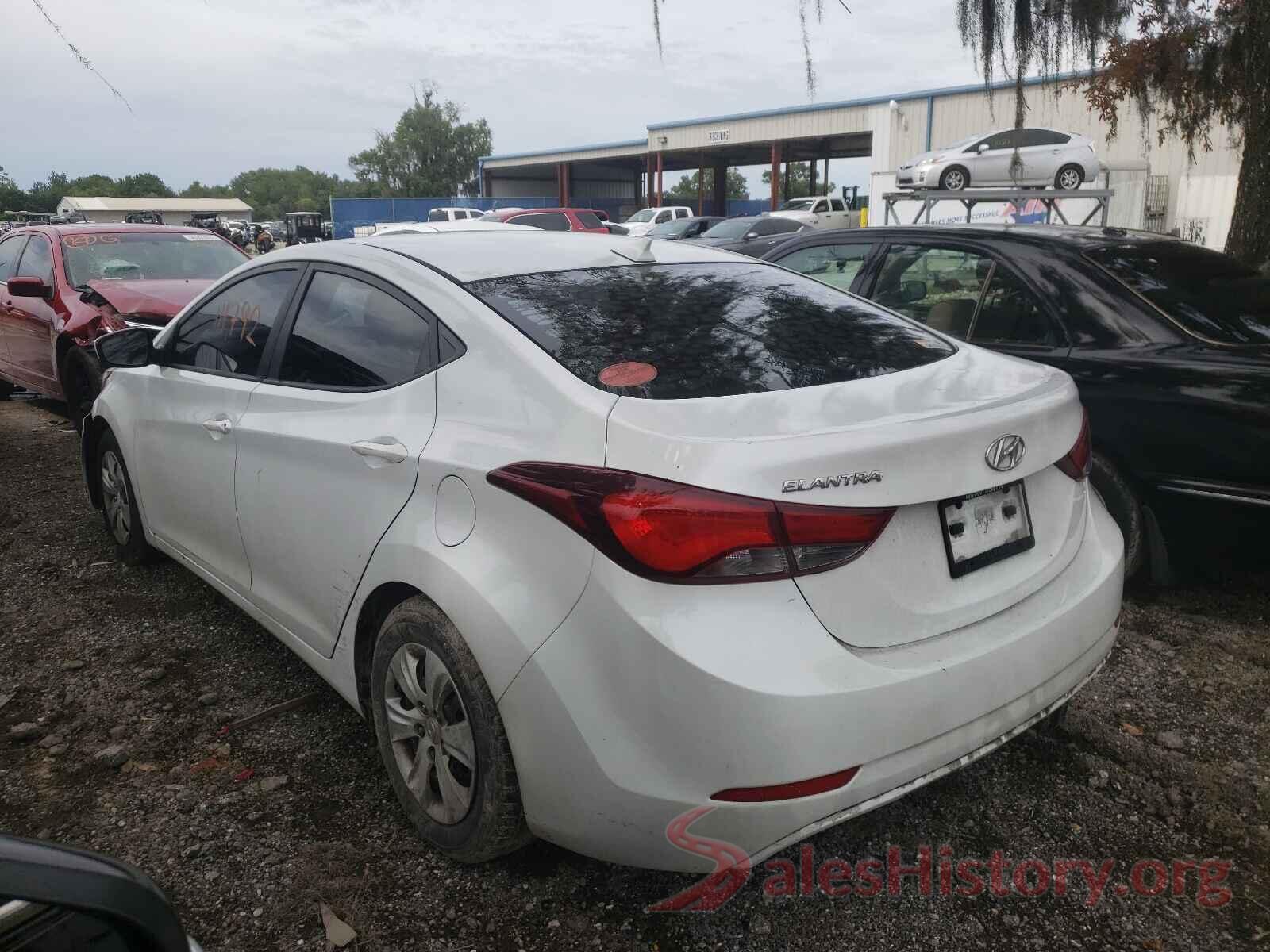 5NPDH4AE2GH732686 2016 HYUNDAI ELANTRA