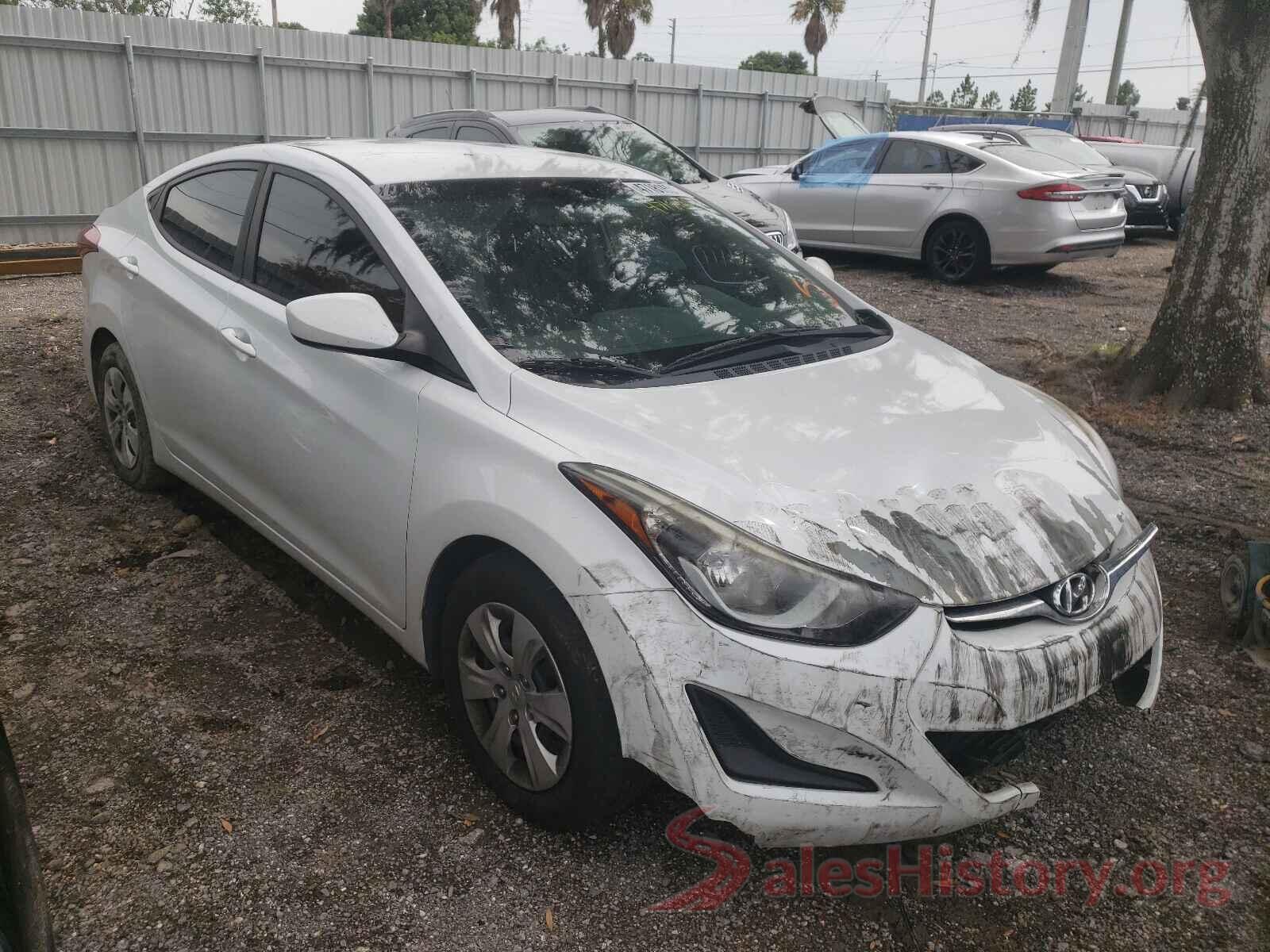 5NPDH4AE2GH732686 2016 HYUNDAI ELANTRA