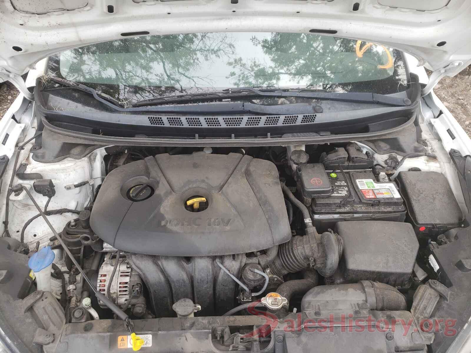 5NPDH4AE2GH732686 2016 HYUNDAI ELANTRA