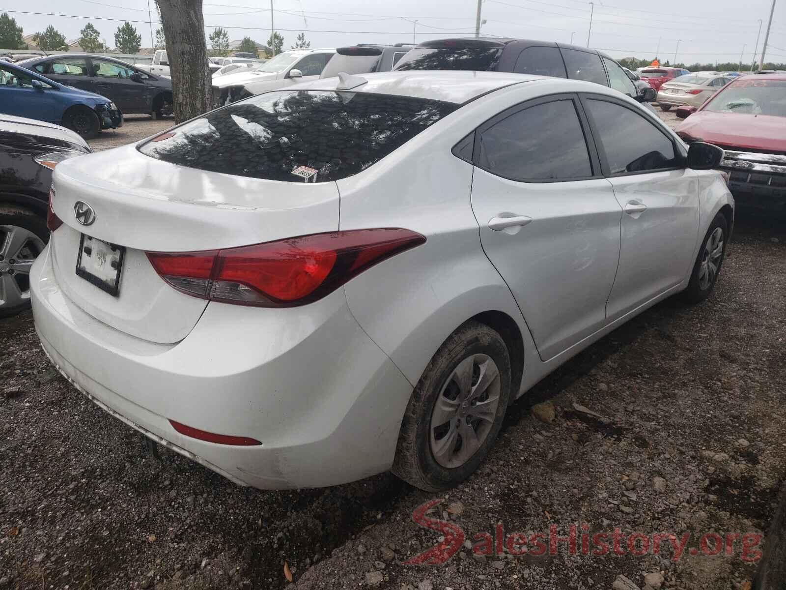 5NPDH4AE2GH732686 2016 HYUNDAI ELANTRA