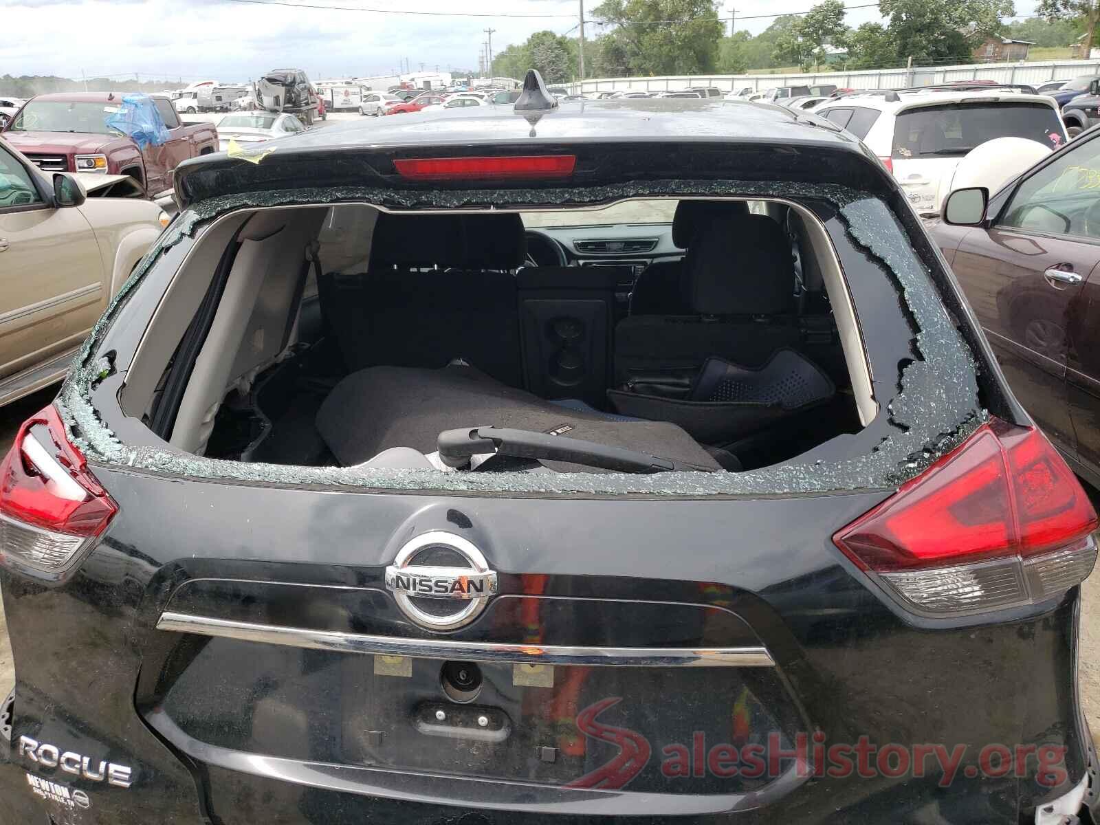 KNMAT2MT7JP506042 2018 NISSAN ROGUE