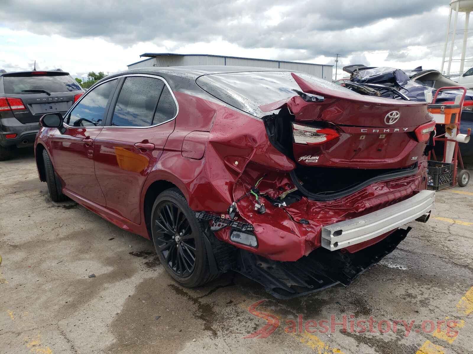 4T1B11HK2JU656126 2018 TOYOTA CAMRY