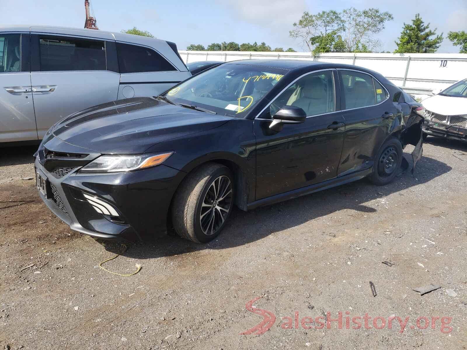 JTNB11HK2J3023048 2018 TOYOTA CAMRY