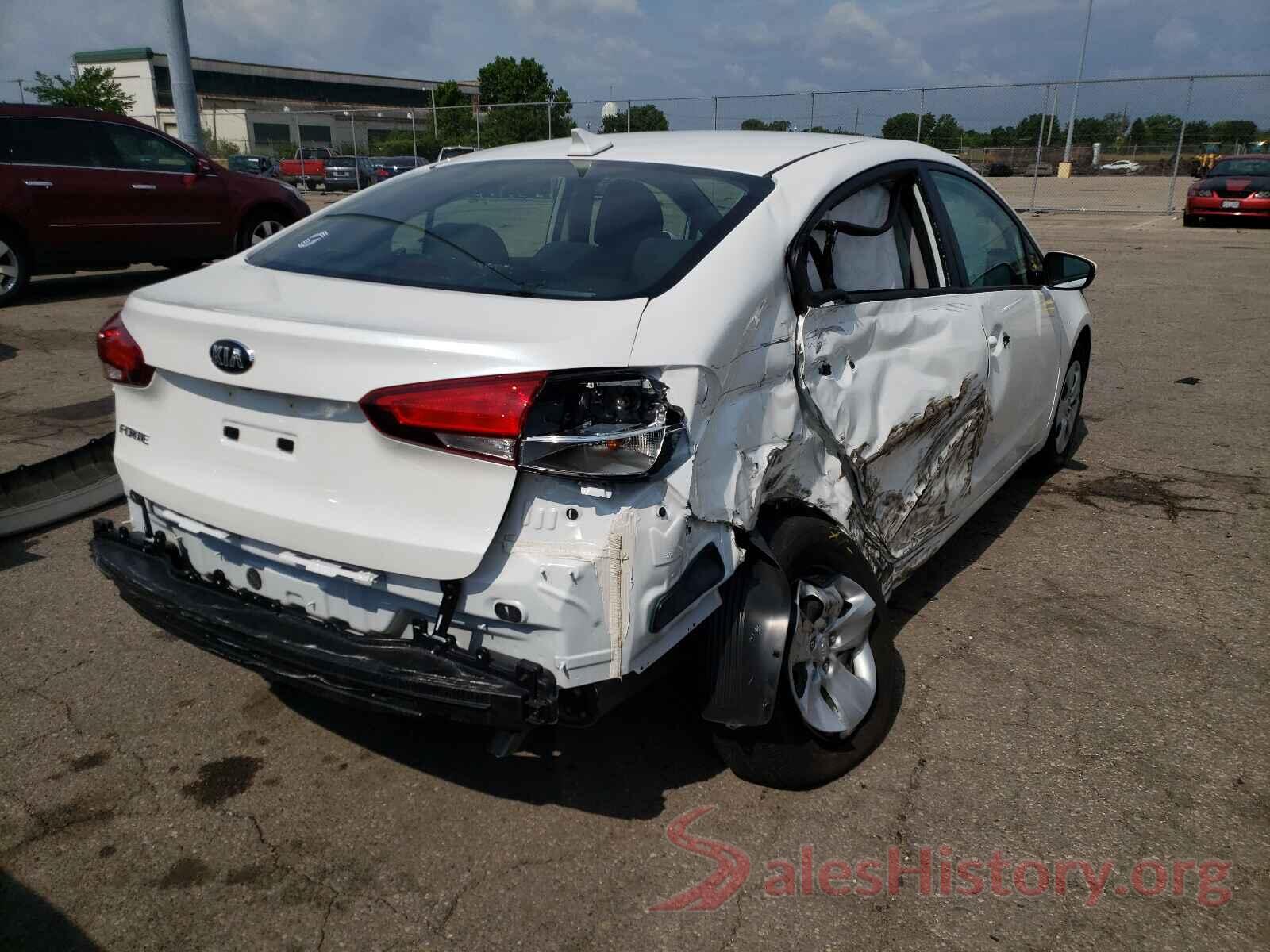 3KPFL4A70JE234894 2018 KIA FORTE