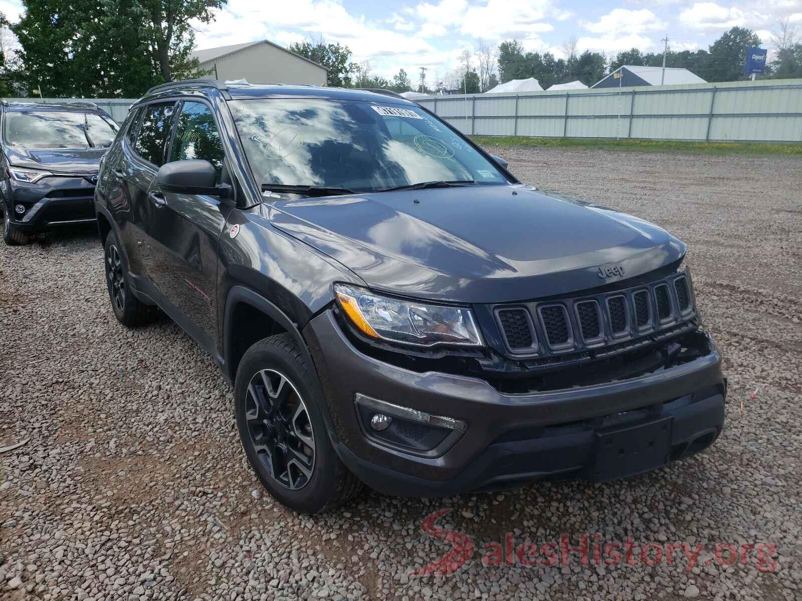 3C4NJDDB9KT759791 2019 JEEP COMPASS