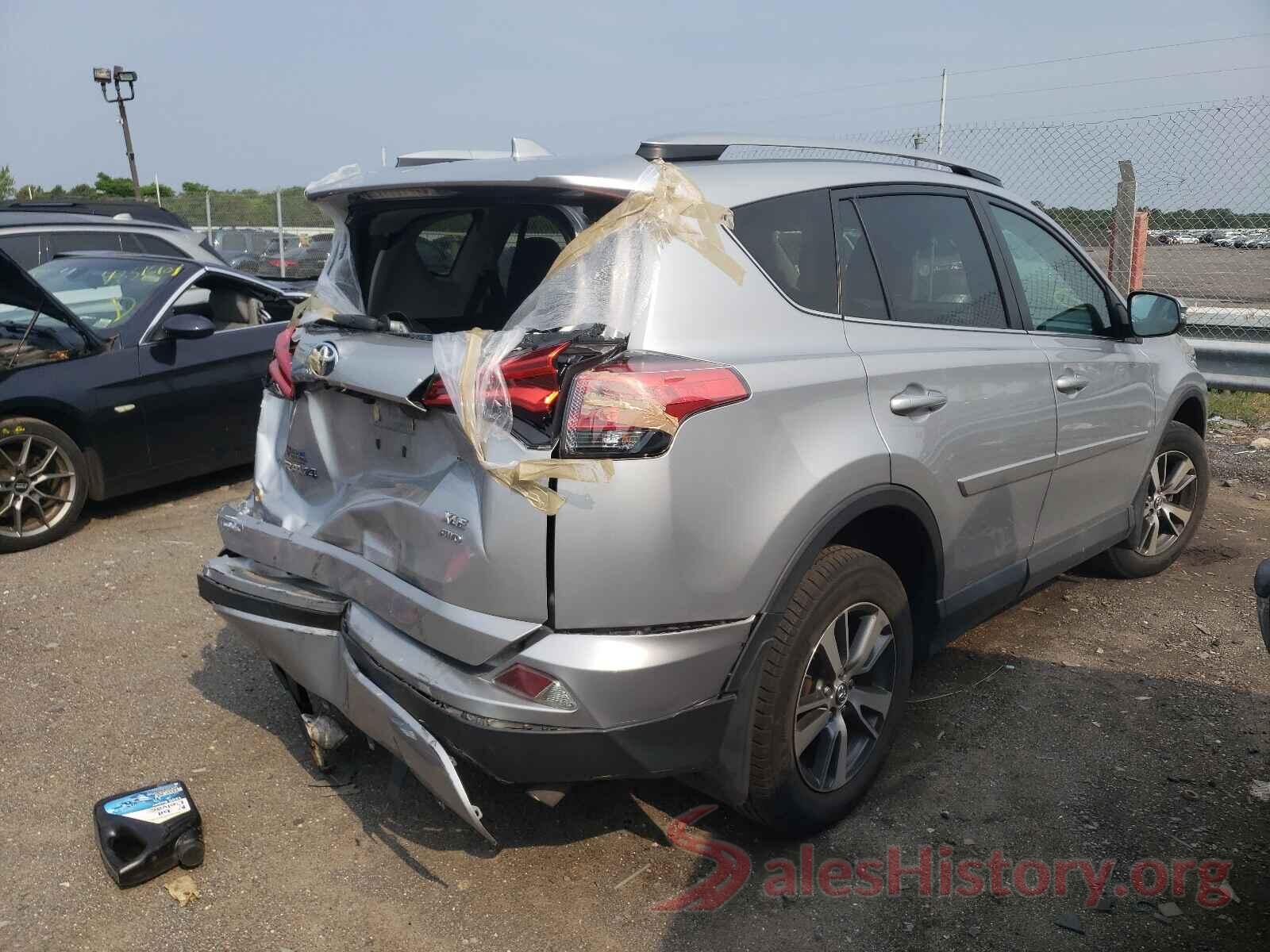 2T3RFREV0JW708132 2018 TOYOTA RAV4