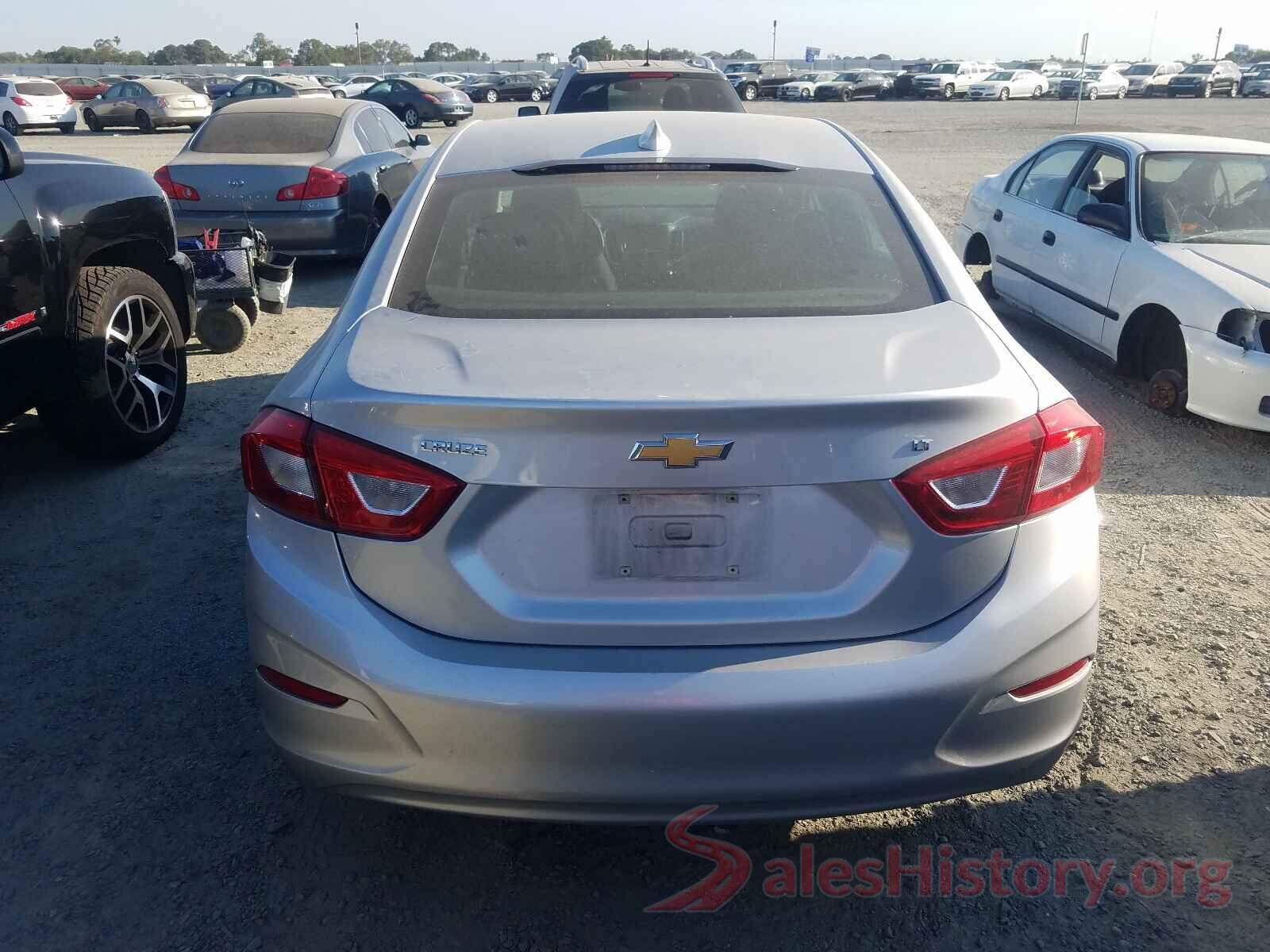 1G1BE5SM1J7170845 2018 CHEVROLET CRUZE