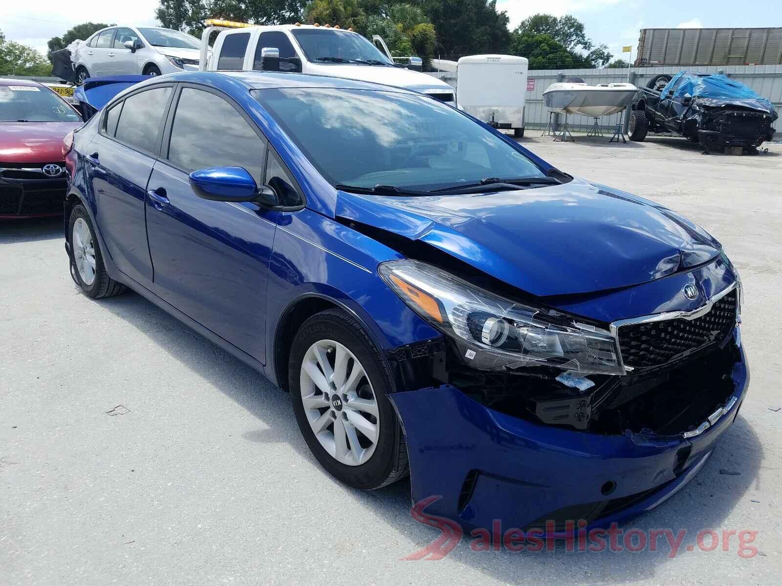 3KPFL4A72HE135245 2017 KIA FORTE