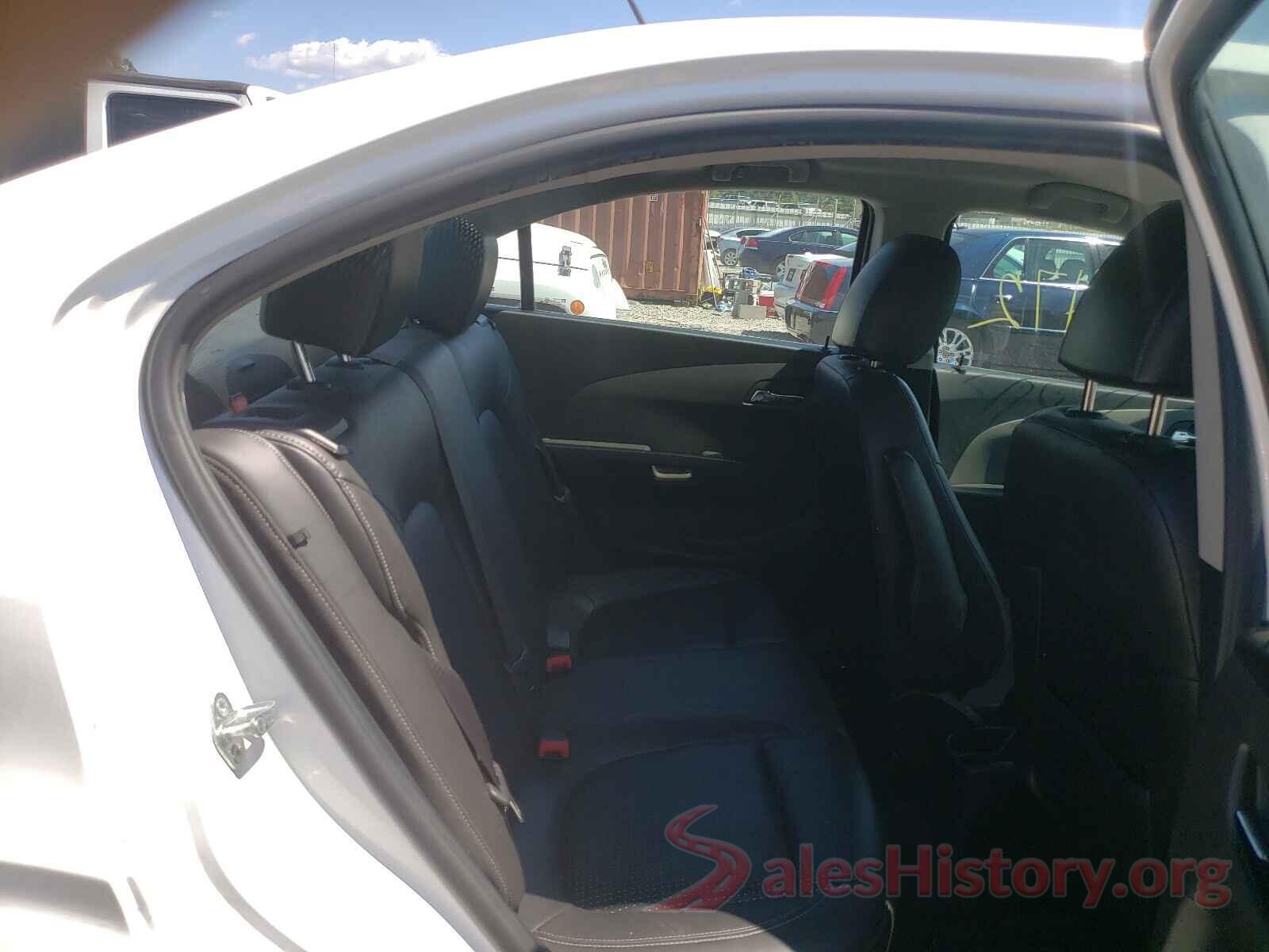 1G1JF5SB6J4104056 2018 CHEVROLET SONIC