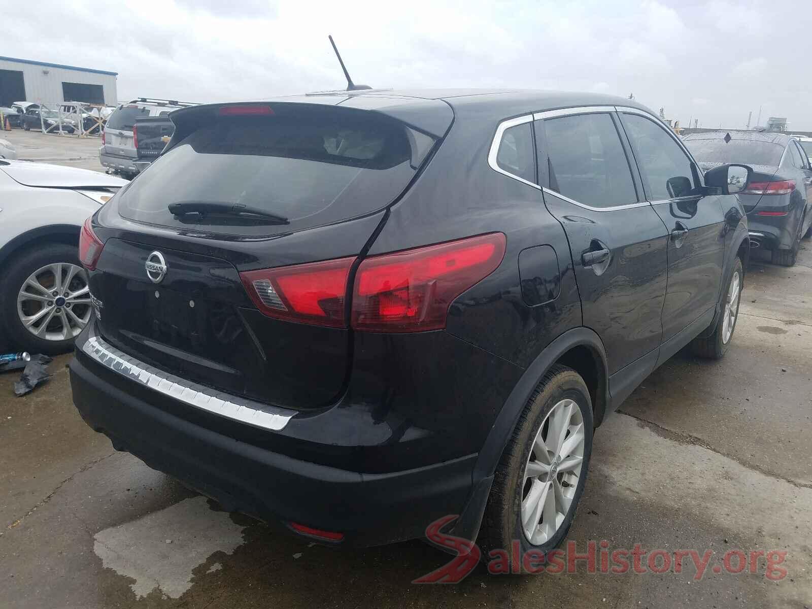 JN1BJ1CP3JW183108 2018 NISSAN ROGUE