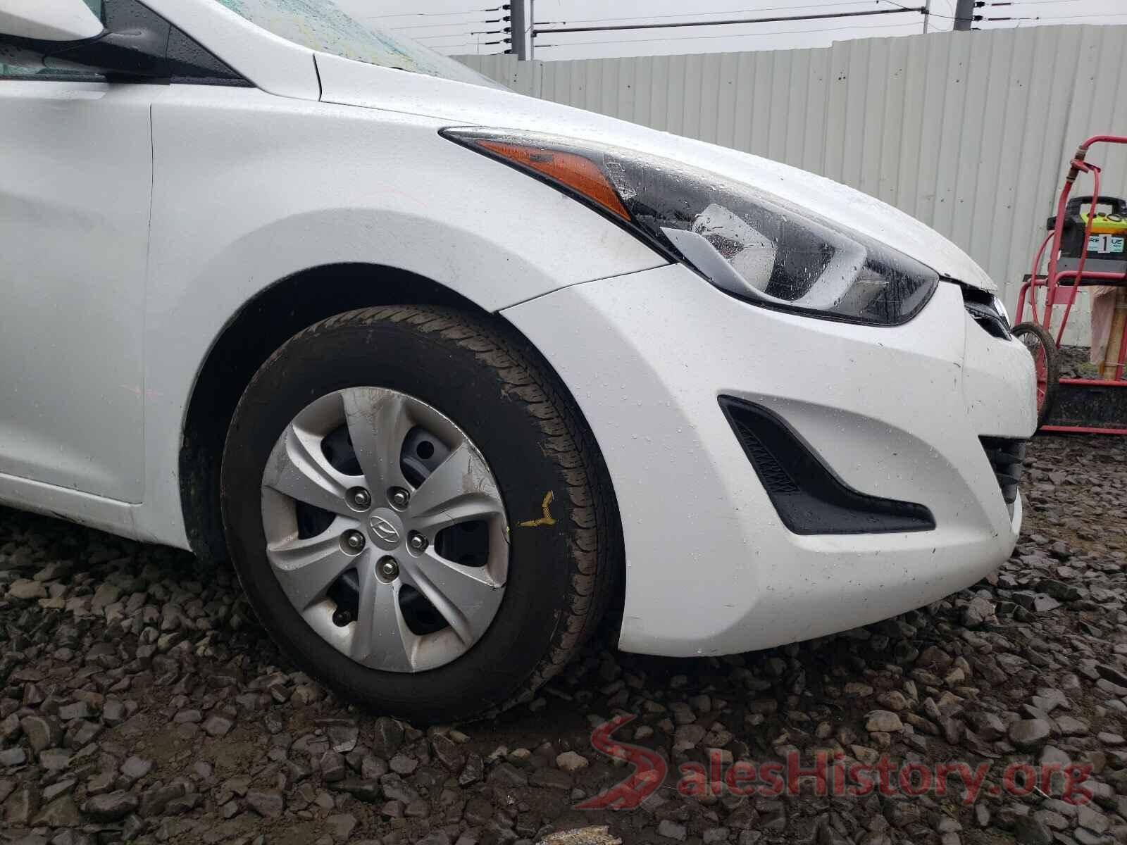 5NPDH4AE3GH755216 2016 HYUNDAI ELANTRA