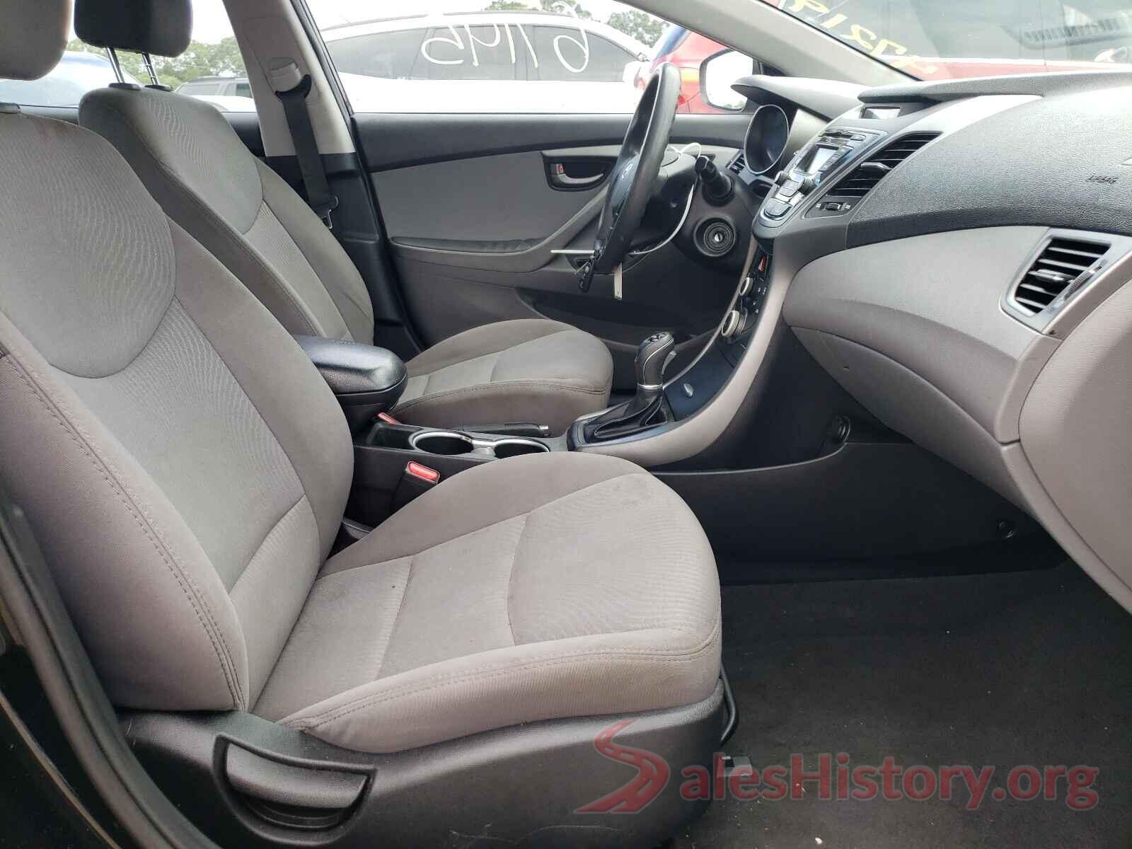 5NPDH4AE8GH781391 2016 HYUNDAI ELANTRA