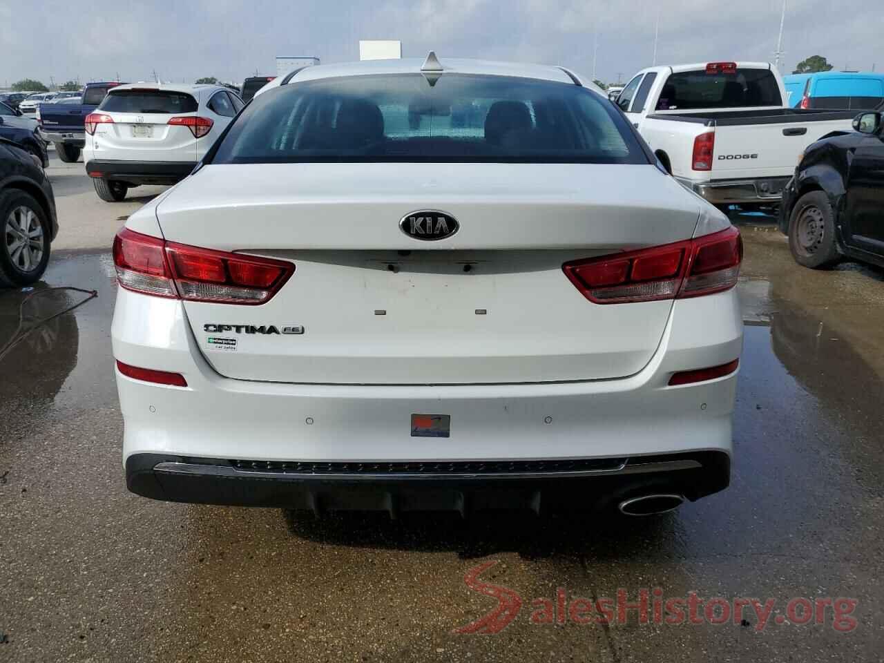 5XXGT4L32LG381677 2020 KIA OPTIMA