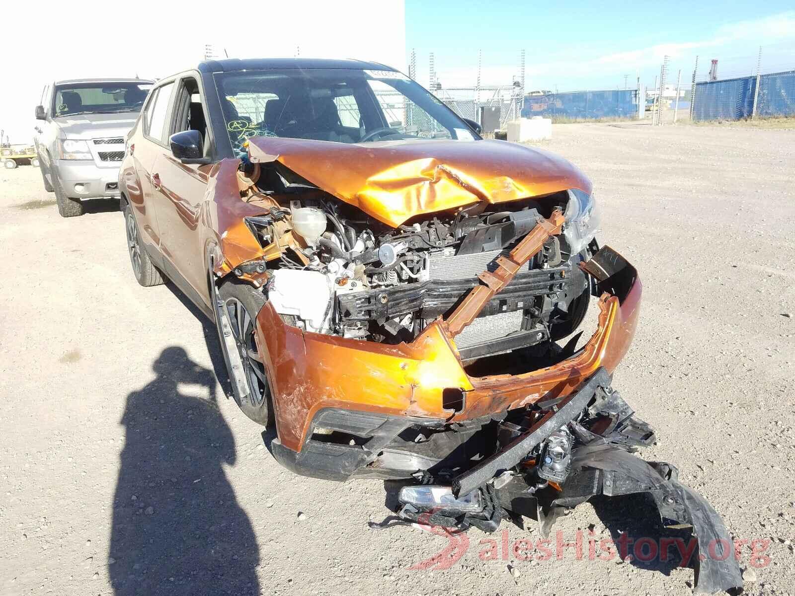 3N1CP5CU8JL527862 2018 NISSAN KICKS