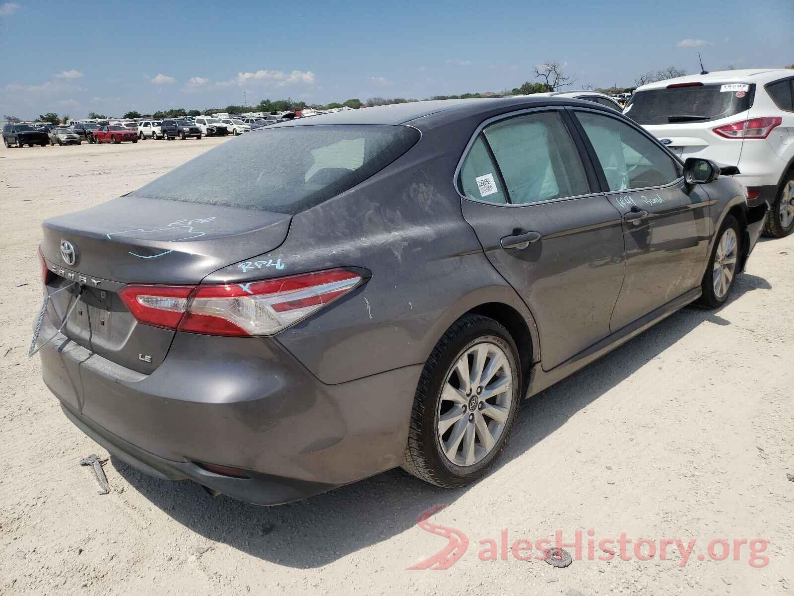 4T1B11HK6JU520999 2018 TOYOTA CAMRY