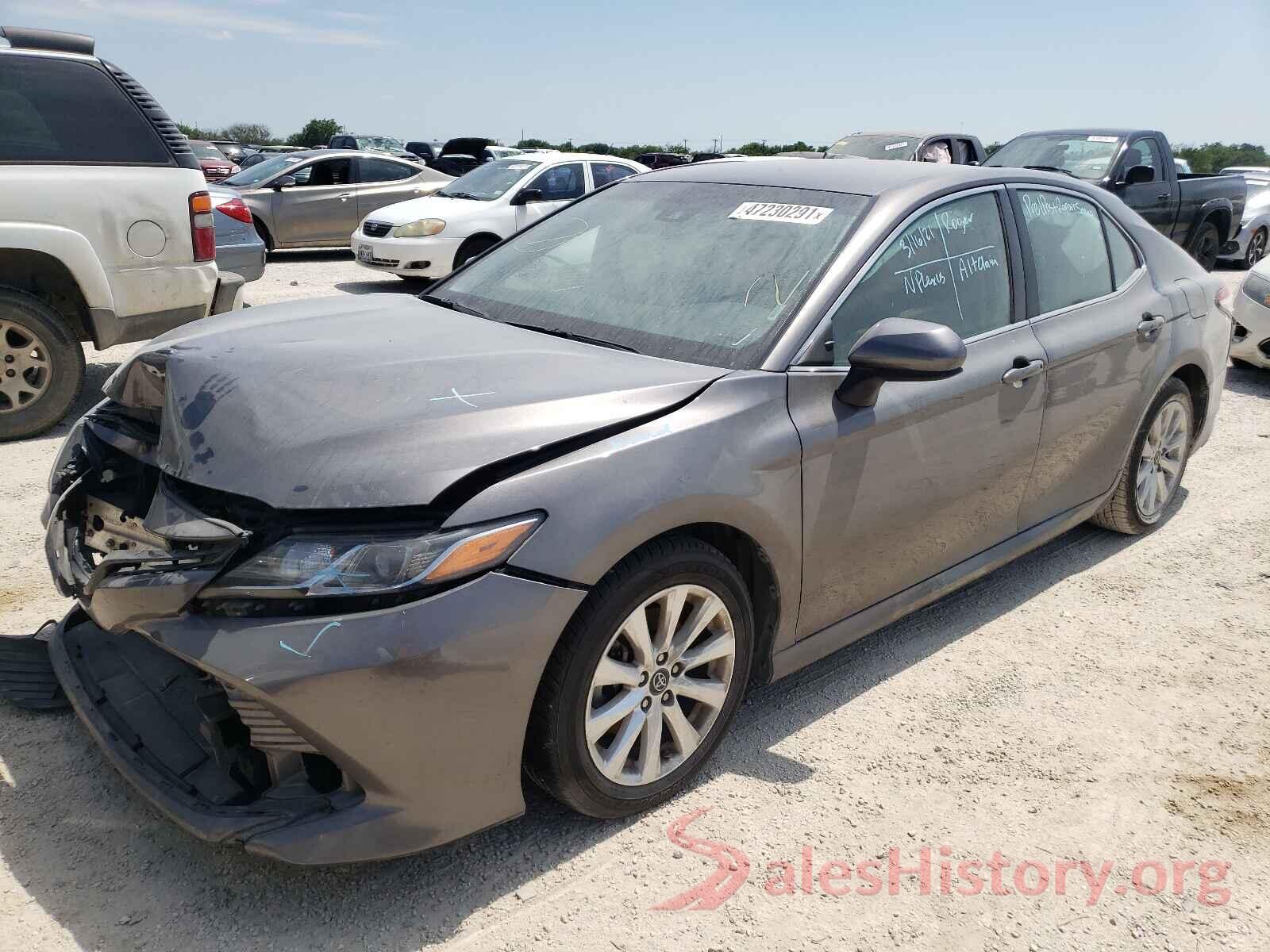 4T1B11HK6JU520999 2018 TOYOTA CAMRY