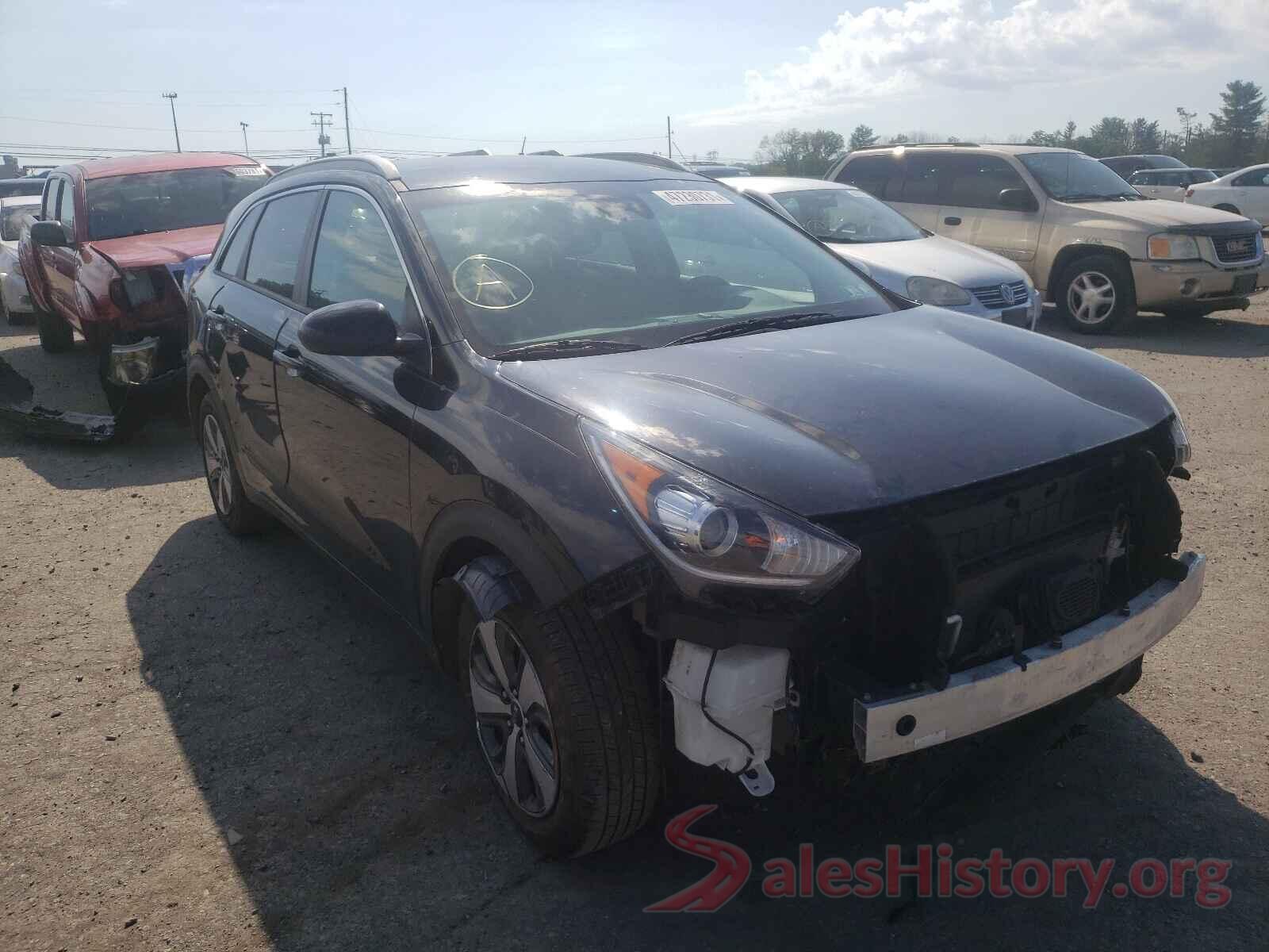 KNDCM3LD5J5205495 2018 KIA NIRO