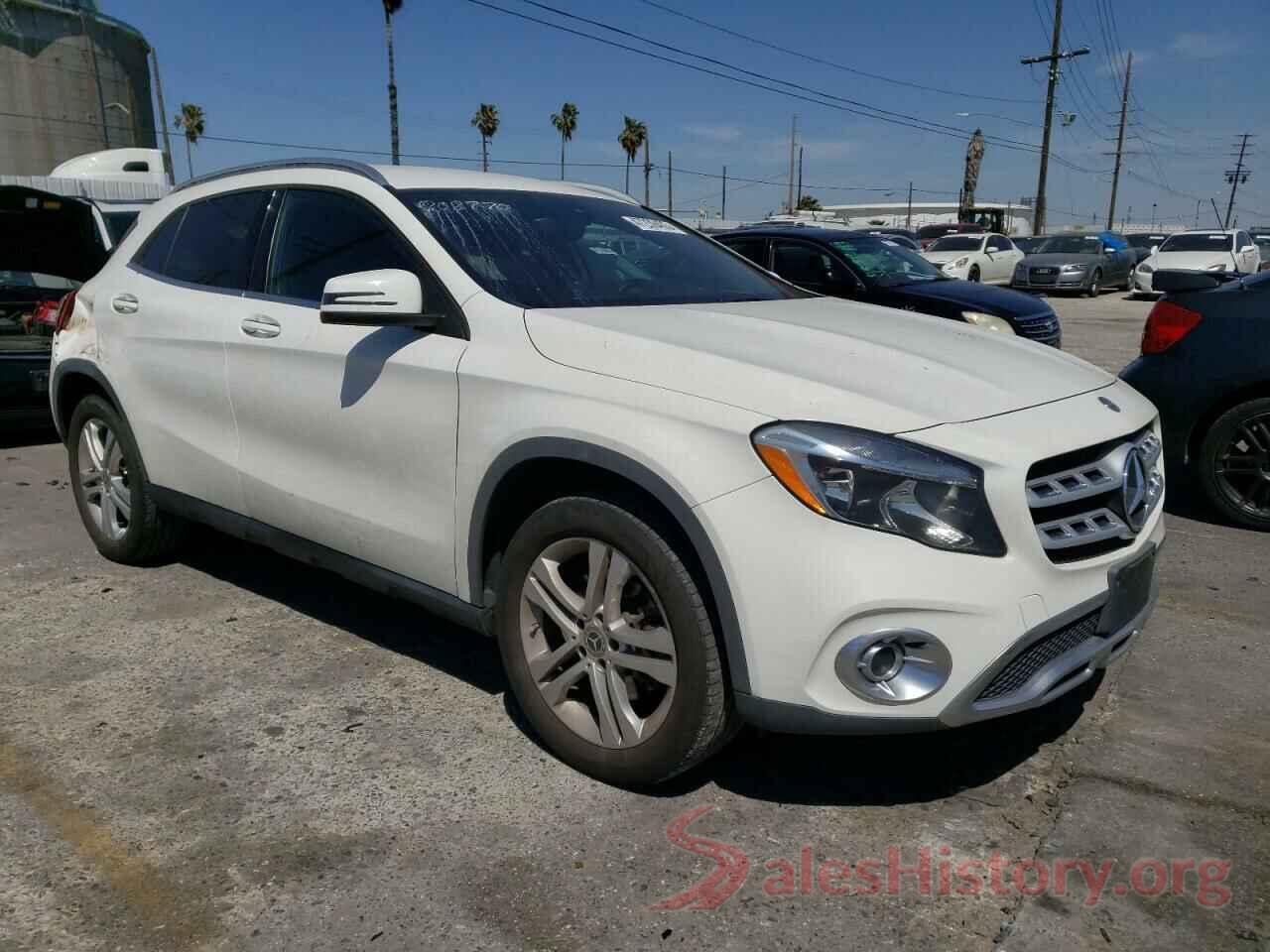 WDCTG4GB4KU004193 2019 MERCEDES-BENZ GLA-CLASS