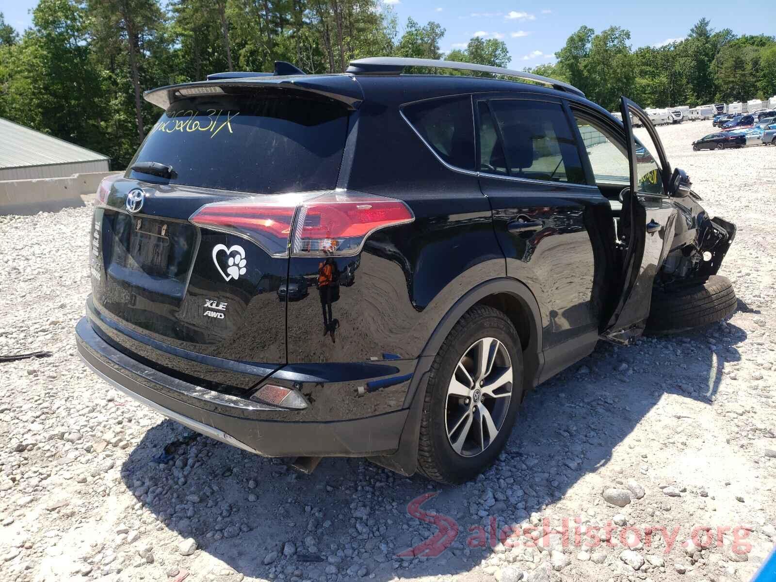 2T3RFREVXHW618030 2017 TOYOTA RAV4