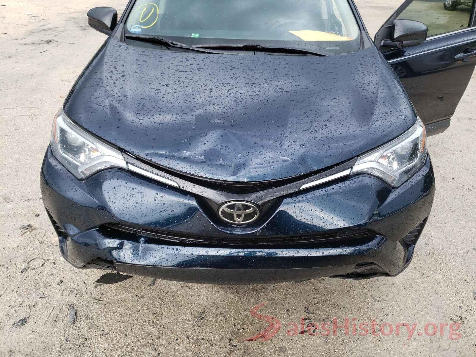 JTMZFREV5HJ708667 2017 TOYOTA RAV4