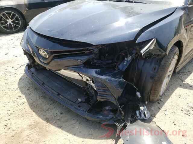 4T1B11HK9JU671108 2018 TOYOTA CAMRY