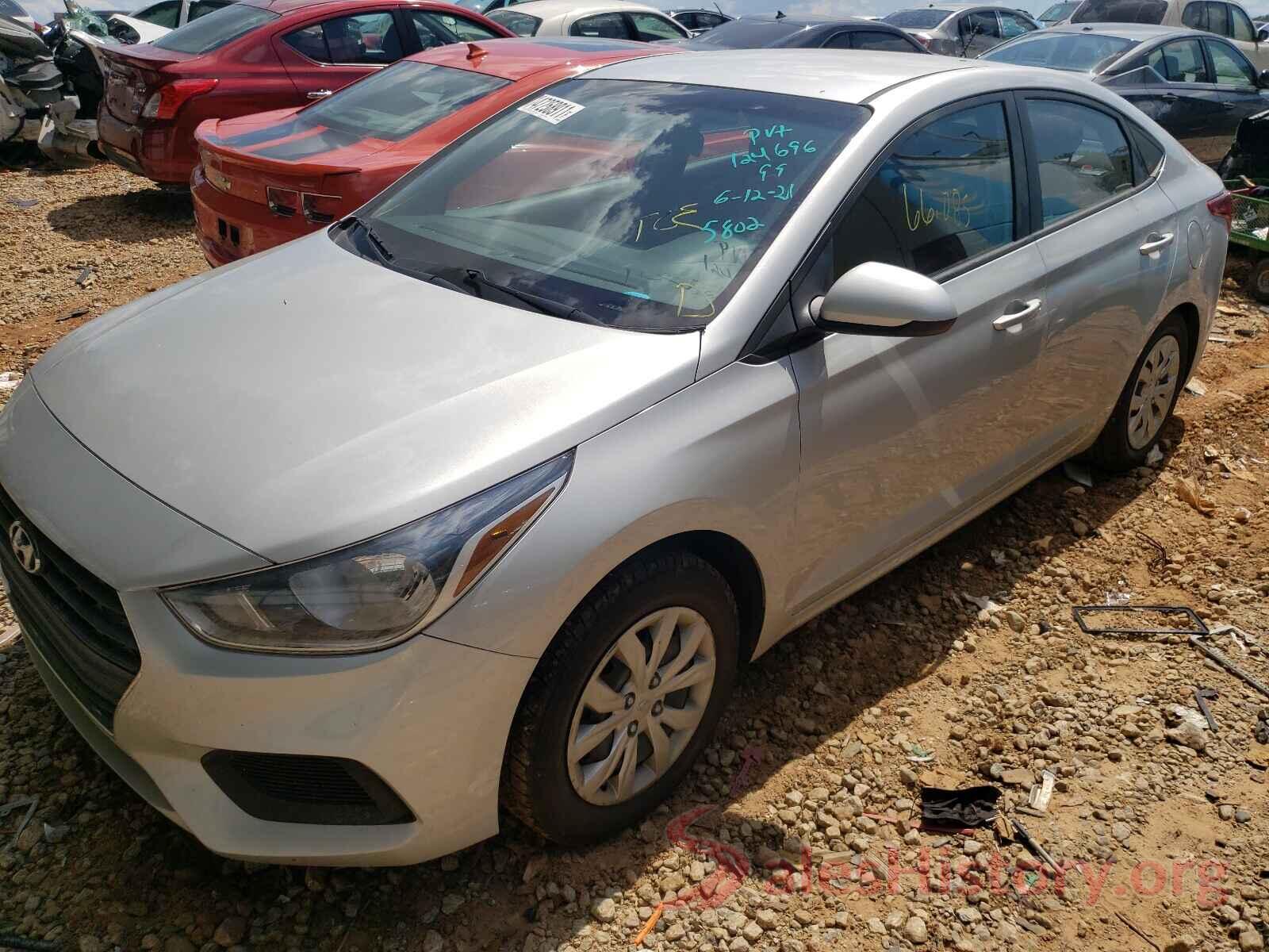 3KPC24A3XJE015802 2018 HYUNDAI ACCENT