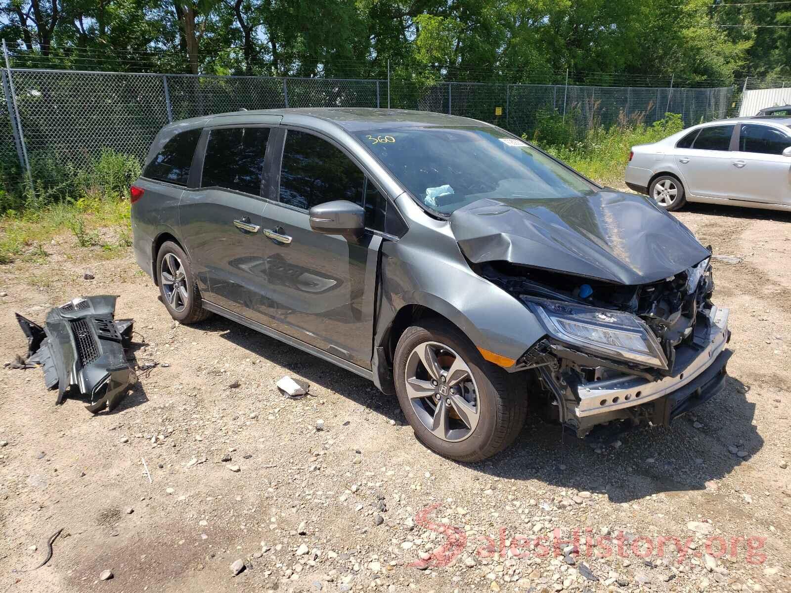 5FNRL6H84JB104747 2018 HONDA ODYSSEY