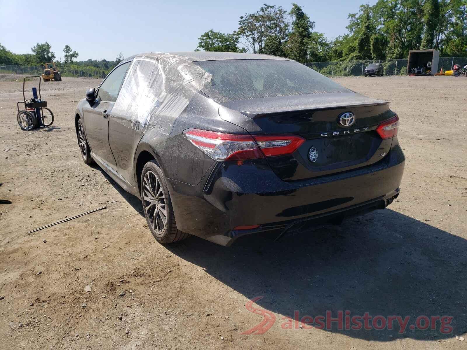 4T1B11HK4JU615240 2018 TOYOTA CAMRY