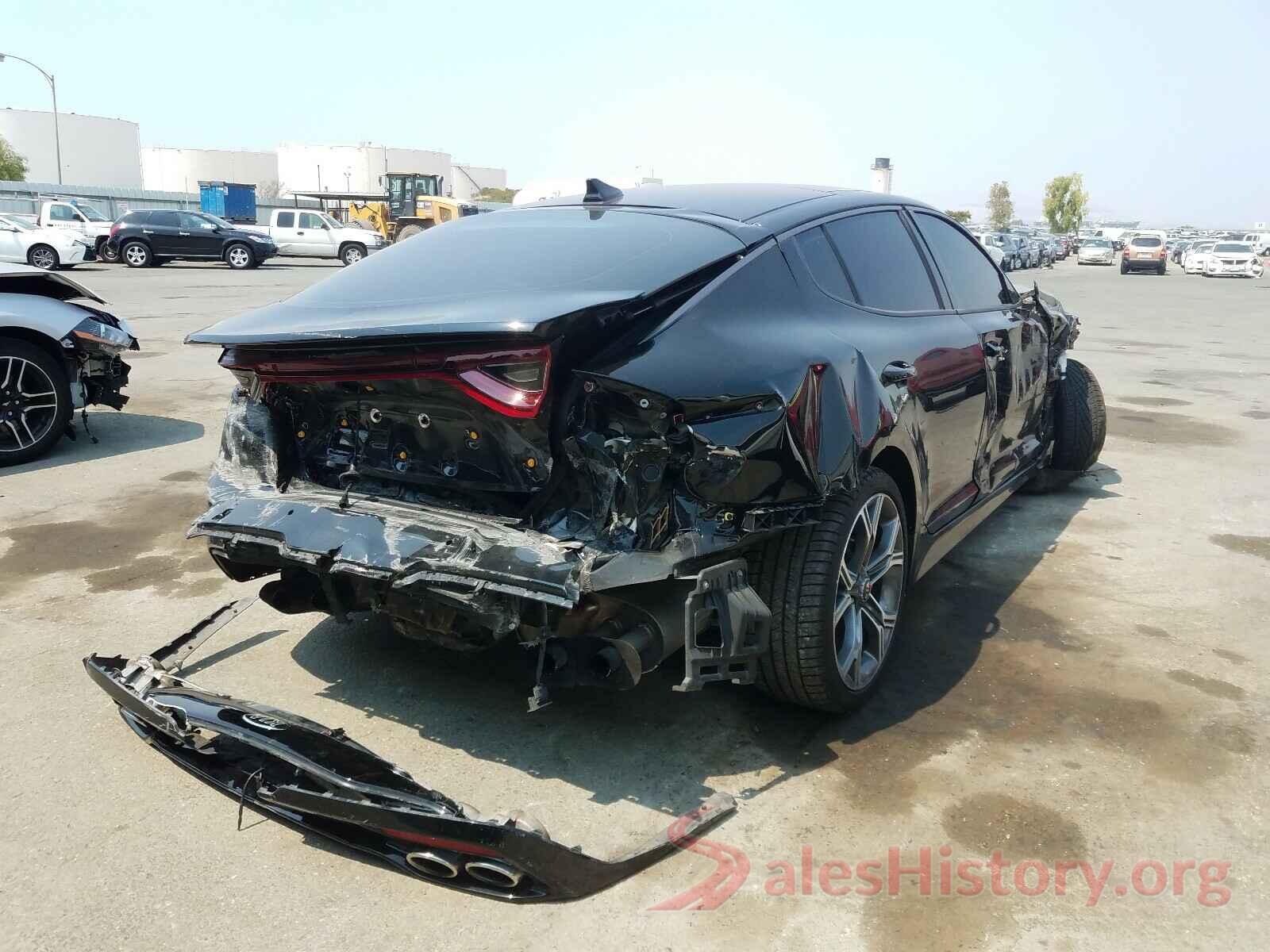 KNAE45LC8J6010302 2018 KIA STINGER