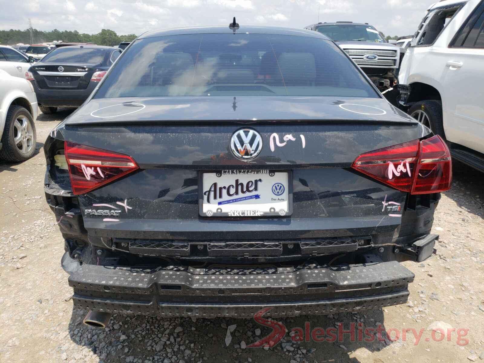 1VWAA7A30JC011015 2018 VOLKSWAGEN PASSAT