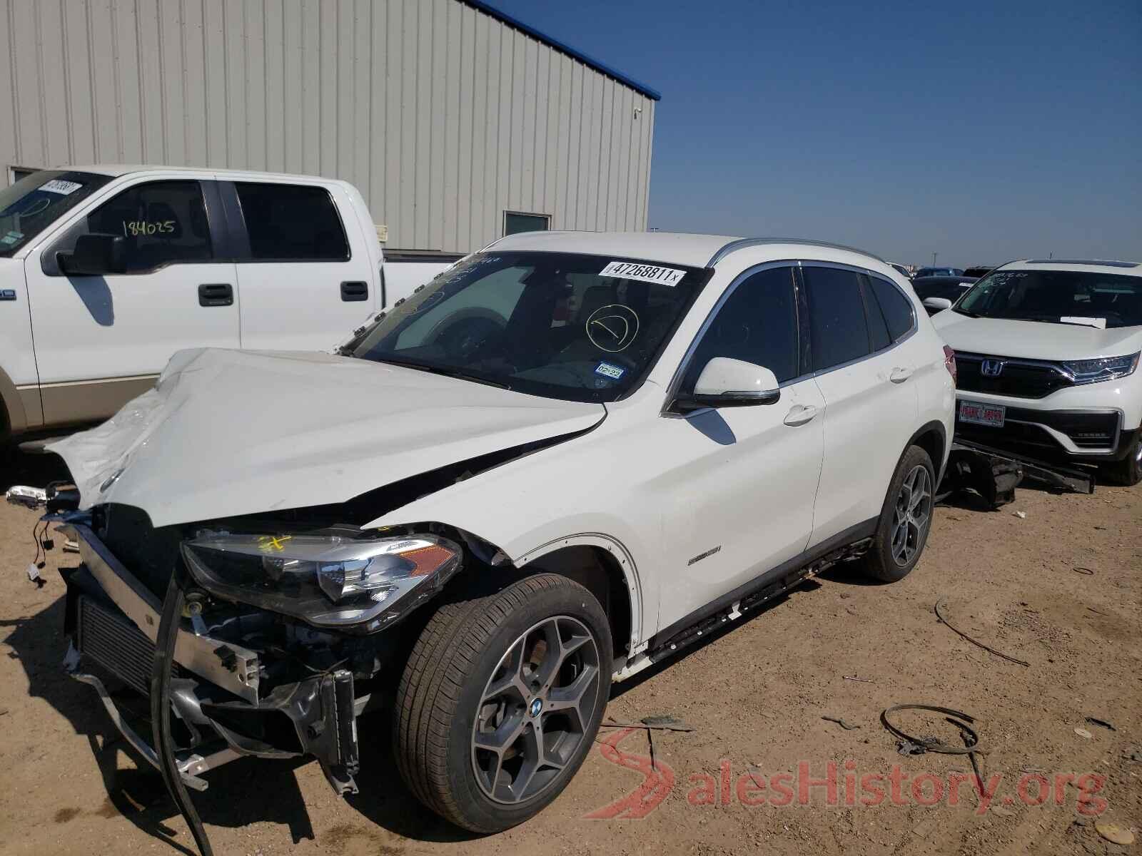 WBXHU7C3XJ5H39828 2018 BMW X1