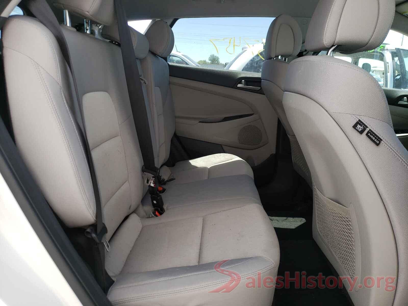 KM8J3CA42HU562643 2017 HYUNDAI TUCSON