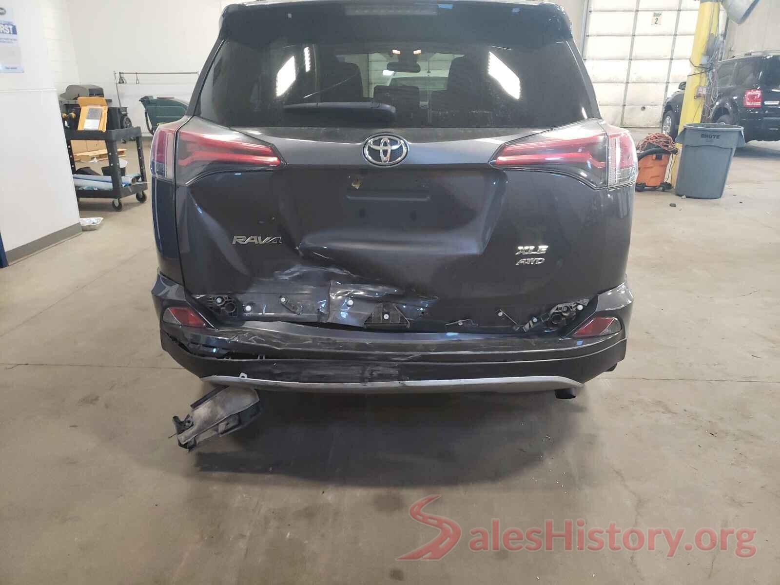 JTMRFREV1JJ188053 2018 TOYOTA RAV4