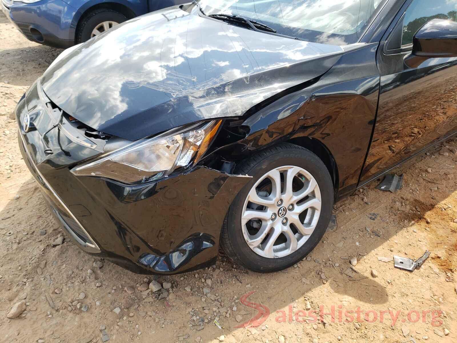 3MYDLBYV5HY185069 2017 TOYOTA YARIS