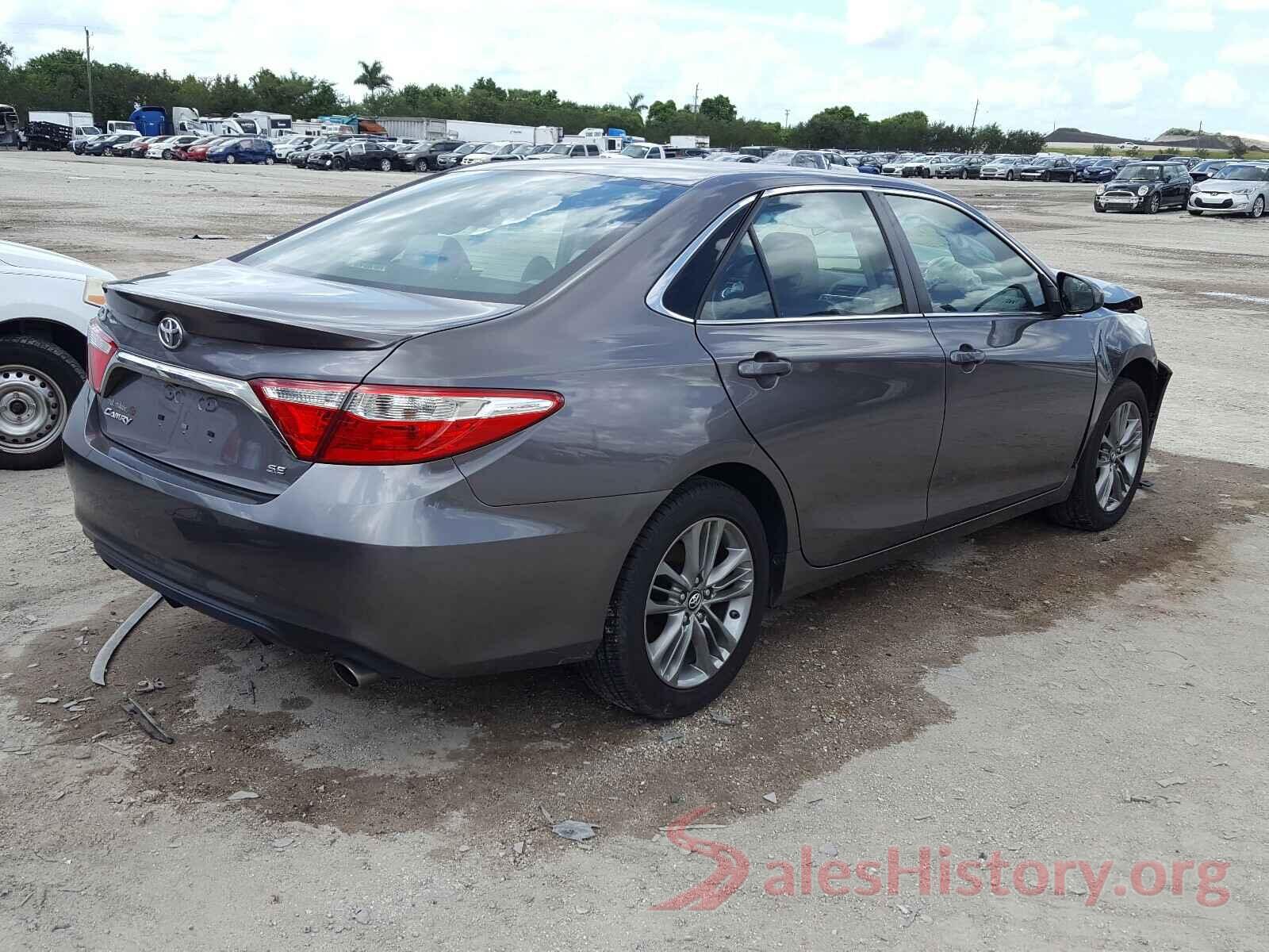 4T1BF1FK1HU329926 2017 TOYOTA CAMRY