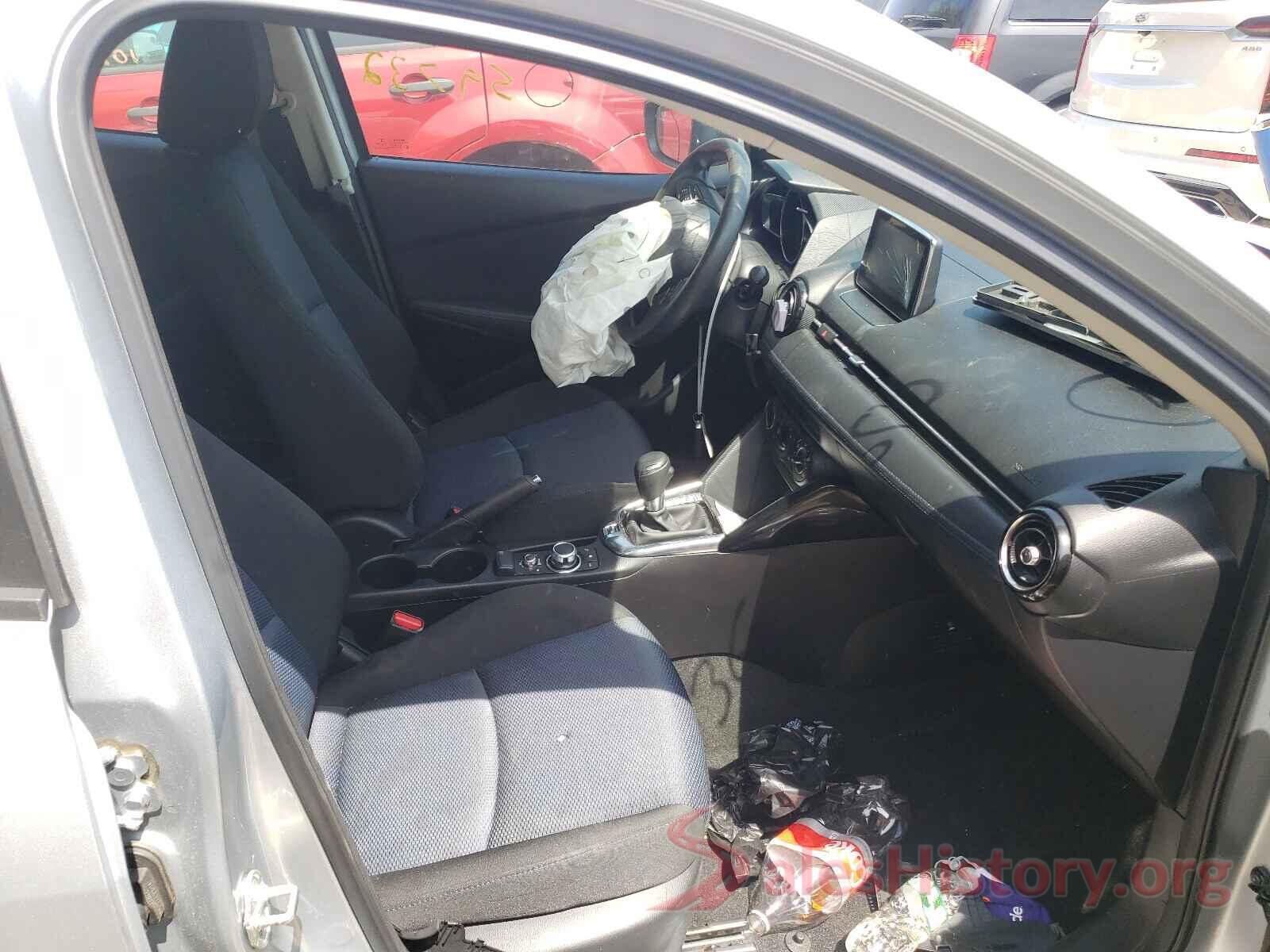 3MYDLBYV3JY317722 2018 TOYOTA YARIS