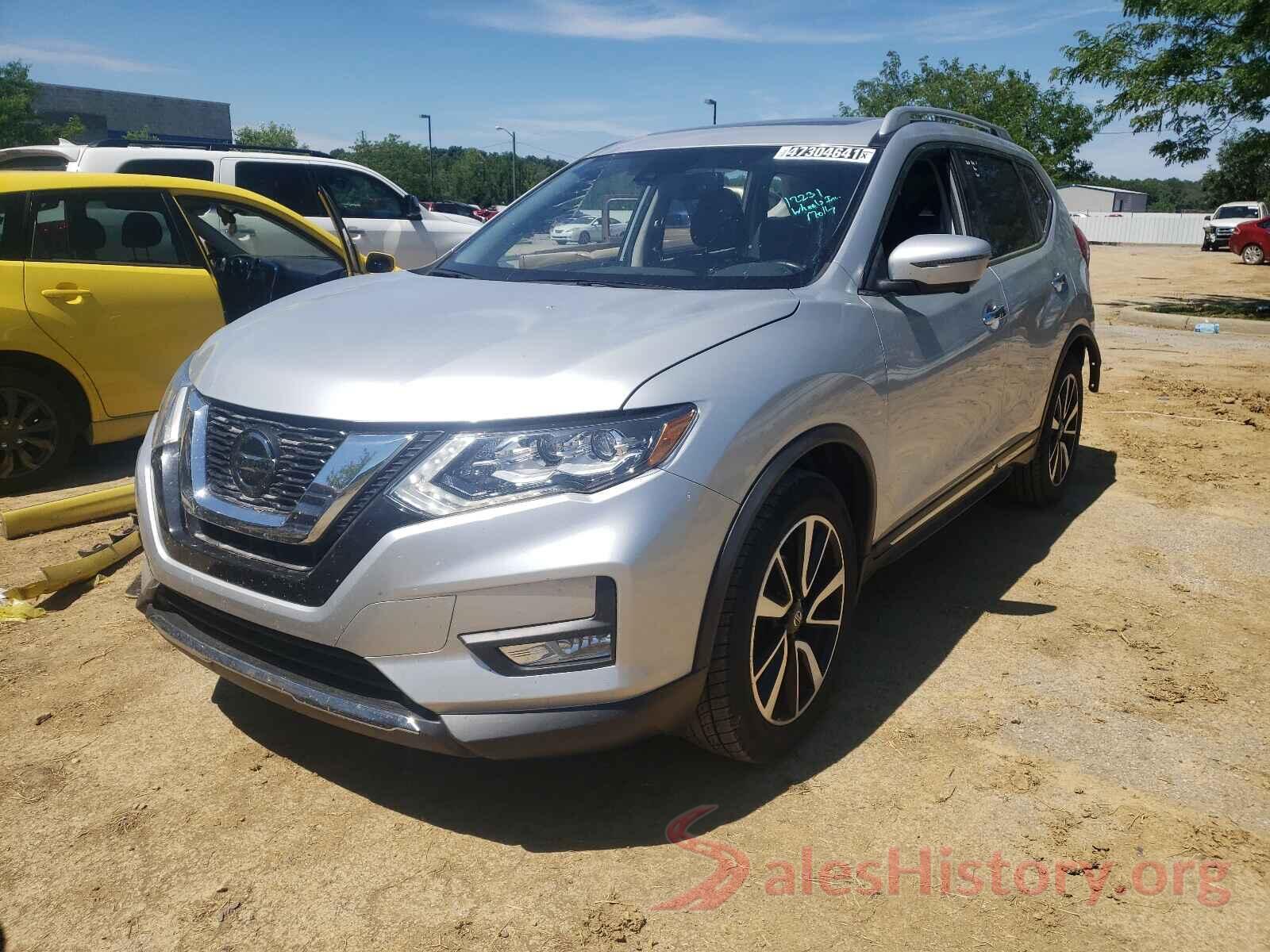 JN8AT2MT2JW490360 2018 NISSAN ROGUE