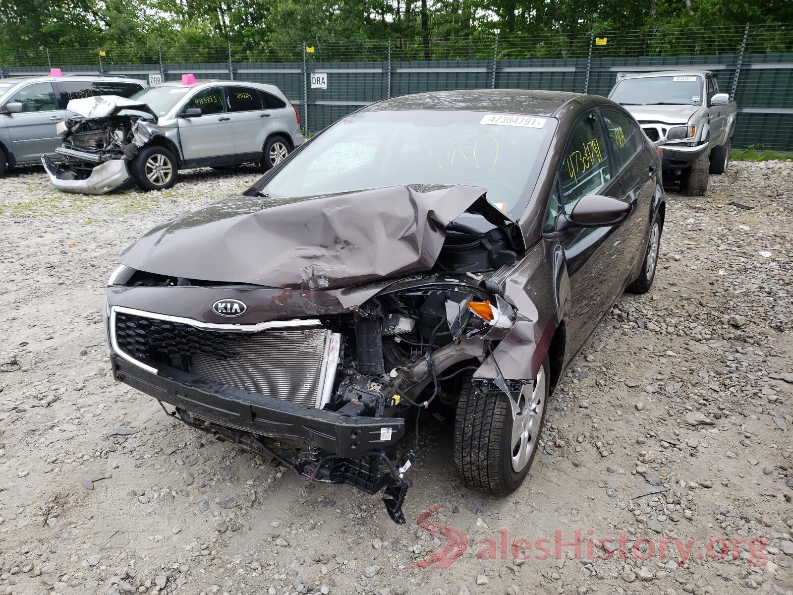 3KPFL4A71HE158614 2017 KIA FORTE